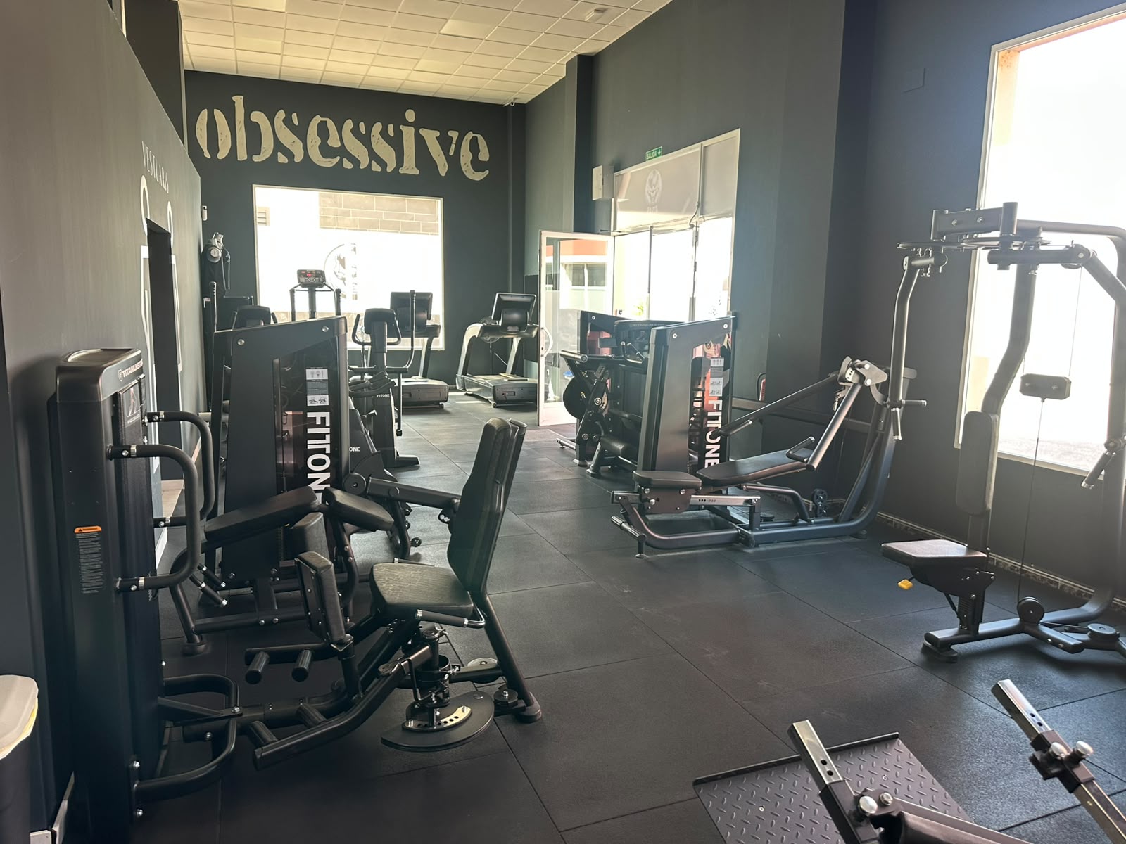 Zona de cardio Atlas Gym